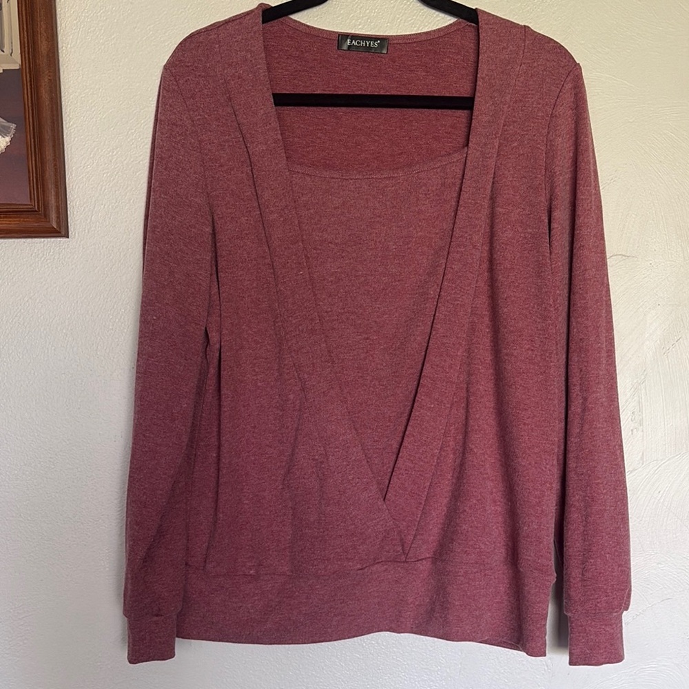 Chic Mauve V-Neck Top